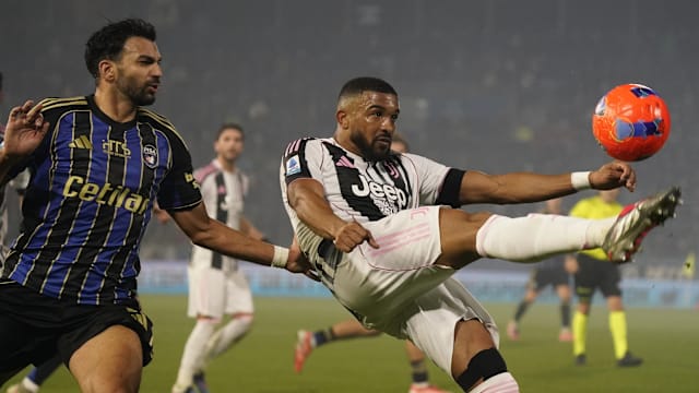 图片报：基米希在加练角球，本赛季他利用角球已送出四次助攻（图片报：基米希苦练角球，本赛季角球助攻已达4次）